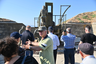 Manisalı gazi ve şehit yakınları Çanakkale'de tarihi soludu