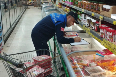 İzmit'te raf tarihi geçmiş ürünlere geçit yok!