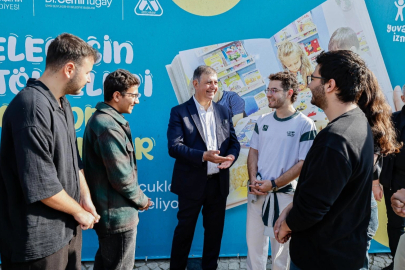 İzmir'de minikler ve üniversiteliler 'Geleceğin Atölyeleri'nde buluşuyor