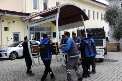 Muğla Büyükşehir’den ilçelere donatı katkısı