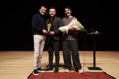 Denizli’de mizahın zirvesi “Komedi Sahnesi”