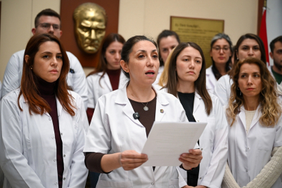 Bornova'da BELGEM öğretmenlerinden şiddete isyan