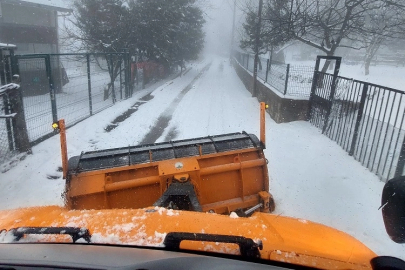 Bursa Osmangazi'de bayramda karla mücadele