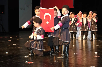 Bursa Yuvam’da yıl sonu coşkusu