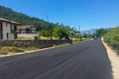 Muğla Marmaris’te yol çalışmaları sürüyor