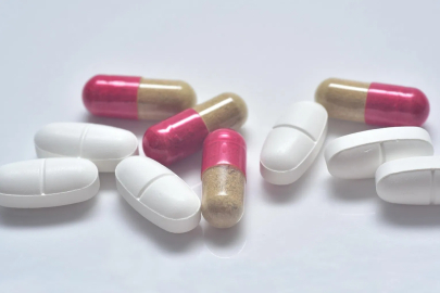 Bilinçsiz antibiyotik kullanımı tedaviyi zorlaştırıyor