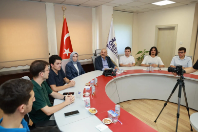 Gebze'de Başkan Büyükgöz YKS şampiyonlarını ağırladı
