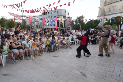 İstanbul Maltepe'de çocuklara yaz boyu tiyatro keyfi