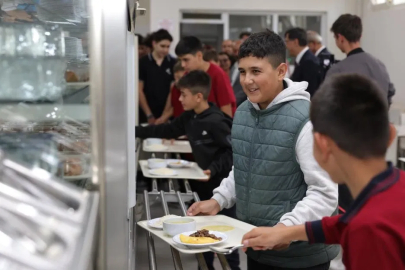 Kütahya’da Zafertepe Kent Lokantası hizmete açıldı