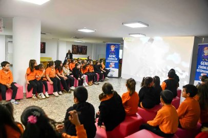 Ankara'da 'Genç Zihinler Kütüphanede' etkinliği devam ediyor