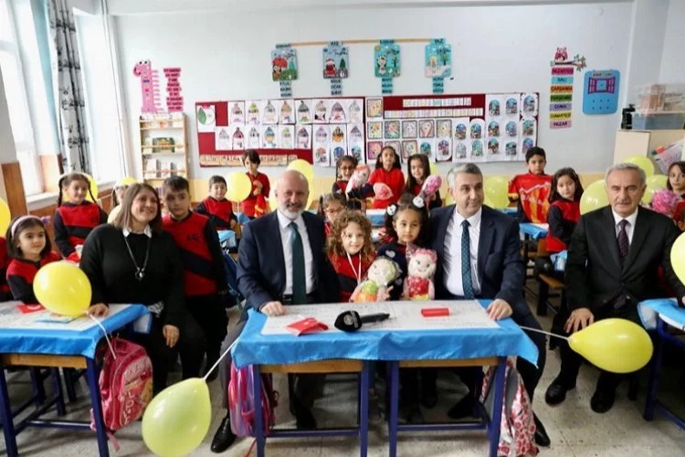 Başkan Çolakbayrakdar: "Eğitim için tüm imkanlarımızı seferber ettik"