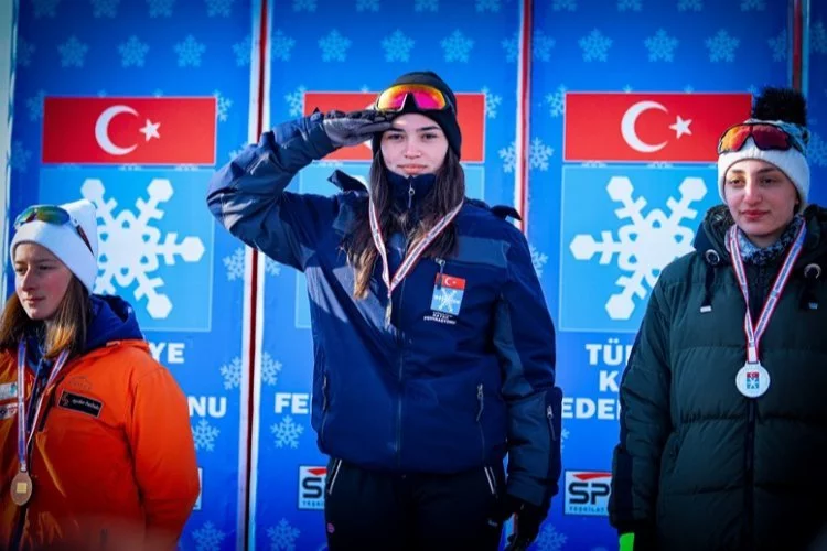 Yüksekova kayak sporuna ev sahipliği yaptı